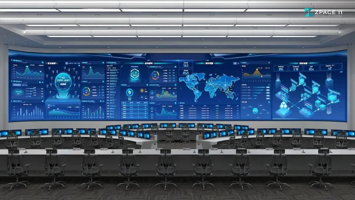 ห้อง Command Room ที่มีจอ LED โค้งแสดงข้อมูลแบบเรียลไทม์